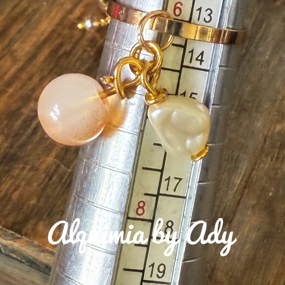 Alquimia Gold and Cream Charm Ring jade freshwater pearl - Picture 2 of 2